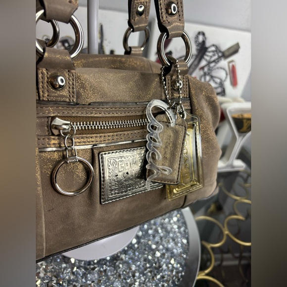 Coach 2010 Poppy “Lucky Penny” satchel GUC - Picture 3 of 15